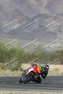 media/Oct-30-2025-Racers Edge (Thu) [[dabbdaf680]]/3-B Group/Session 5 (Turn 6)/